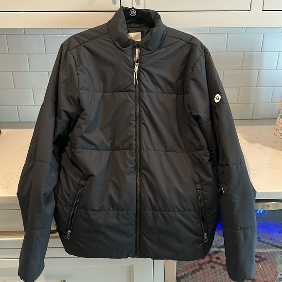 Vuori Other - Men's Vuori Echo insulated jacket, size Large